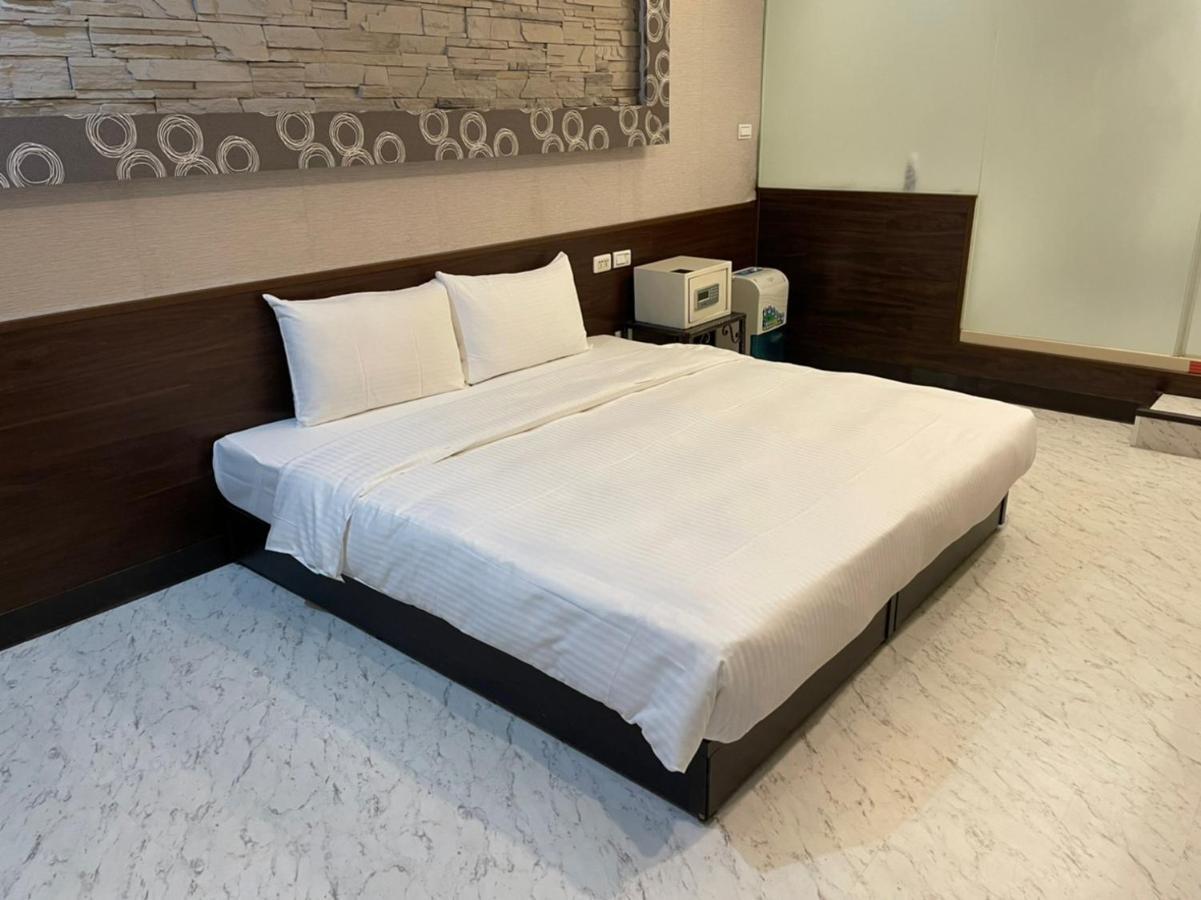 苓旅萬年-Lin Inn Wan Nian Taipei Dış mekan fotoğraf